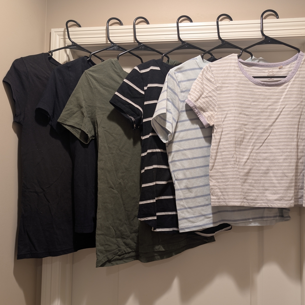 Set of 6 Basic T-Shirts Size M